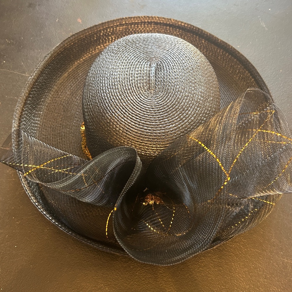Classic Chic Elegant Black church easter casual wedding woven Hat Gold Accent